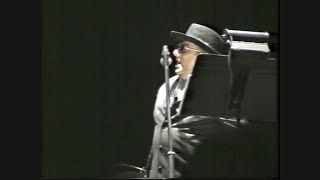 Van Morrison  has a touch of` Melancholia` in  Birmingham 8.09.1995