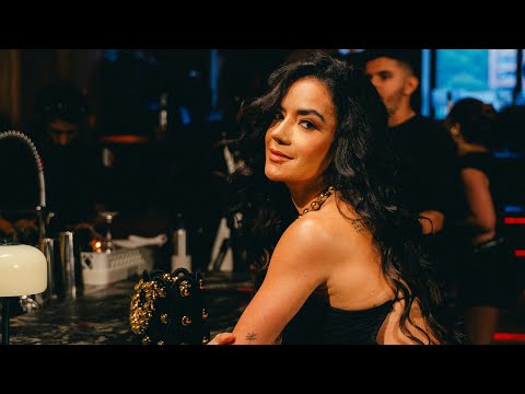 Guayacán Orquesta - Mala Costumbre (Video Oficial)