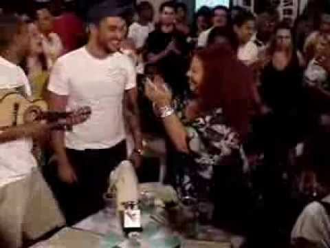 Samba da Vela - A Comunidade Chora (Participação: Beth Carvalho e Diogo Nogueira)