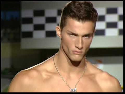 DSQUARED2 SPRING SUMMER 2008 FASHION SHOW