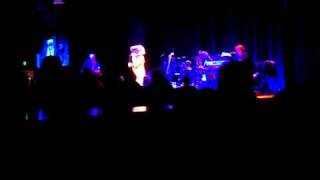 T.V. is King - The Tubes @ Showcase Live by wheelchair cam