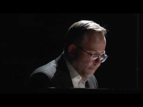 Krzysztof Herdzin meets Ignacy Jazz Paderewski - Menuet in G major