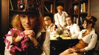 Лаос (Laos) Lyrics English Translation