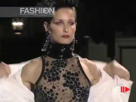 Fashion Show "Renato Balestra" Haute Couture Women Autumn Winter 2004 2005 Rome 2 of 7