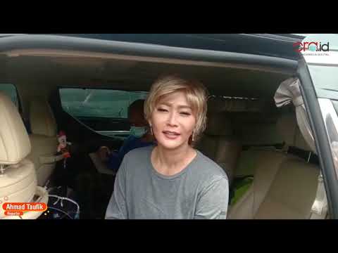 Inul Daratista Menangis Ingat Sosok Ibu