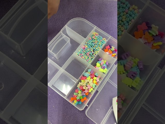 Vídeo relacionado con Hestya 24 Sets de Piedras de Suerte para Niño Amuletos Mágicos Recuerdo de Fiesta de Piedras Preciosas para Cumpleaños Calendario de Adviento Inscripción Escolar Búsqueda de Tesoro (Animal de Bosque)