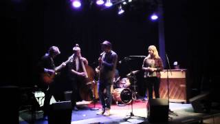 Intro to no particular song