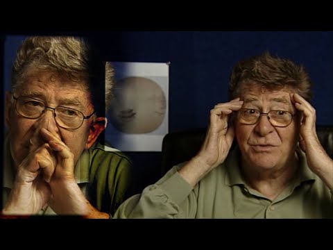 Reflecting REALITY (Interview with OLMI and KEZICH - Extra I fidanzati) 📽 2003 Sub. Eng.