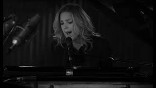 Diana Krall -  Don&#39;t dream it&#39;s over
