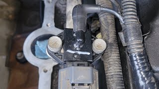 ford explorer fuel rail pressure sensor removal
