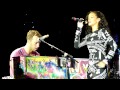 Rihanna ft Coldplay Live acoustic Umbrella ...