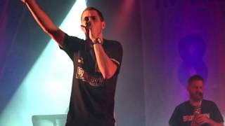 Richie Campbell - Love is An Addiction (Passagem de ano 2016)