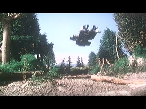 Gerry Anderson's Terrahawks: (1983) Zeldas Cubes hijack spacetransporter..
