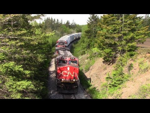 IC 2716 Leads CN Train 407 Up to Folly Lake, NS