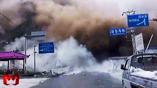 Download lagu The World's Largest and Most Powerful Tsunami Was Like the Apocalypse... Footage of the Terrifyin... mp3