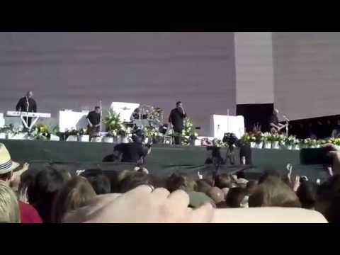 Faith No More - King for a Day / Ashers to Ashes (live @ Hyde Park 04/07/2014)