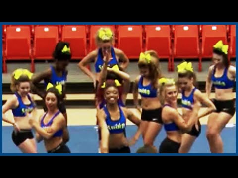 Cheerleaders Season 3 Ep. 16 - Show and Tell