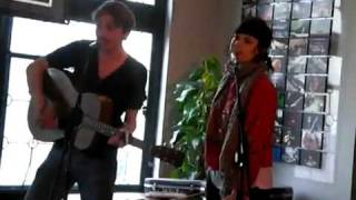 Soko - Late For The Devil.flv