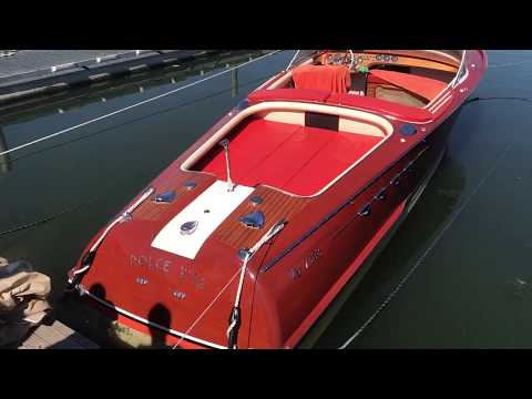 Riva Aquarama mit 2 fetten V8 - Sound einzgartig , Tiefbassgewitter pur!