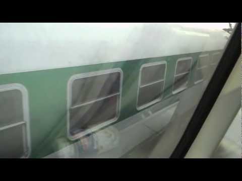 Souběžná jízda vlaků Os 8605 a R 869 Punkva - Praha, 27. 12. 2012