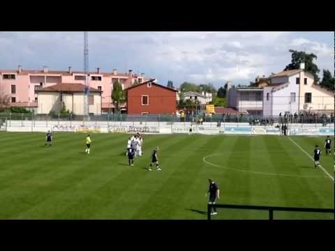 SandonaJesolo-Belluno 2-2    gol del 0-1 al 16° 1t di Dejan Marijanovic (Belluno) 22/04/2012
