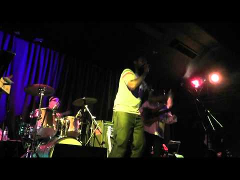 G Vibes & The Artist Band - Mad World (live)