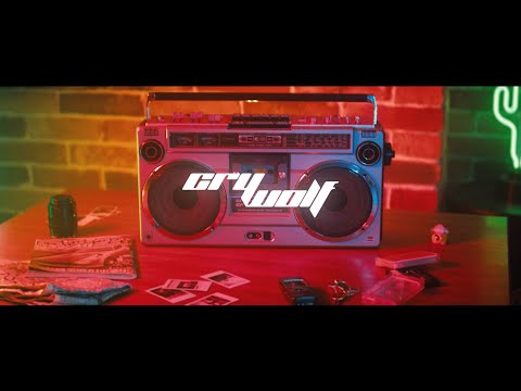 Sundazer – Cry Wolf [Official Lyric Video]