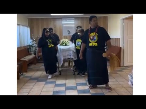 Tu’umanuo ina ole sa o le tamā ole aiga i ona sauniga fa’ai’u 🥺😢