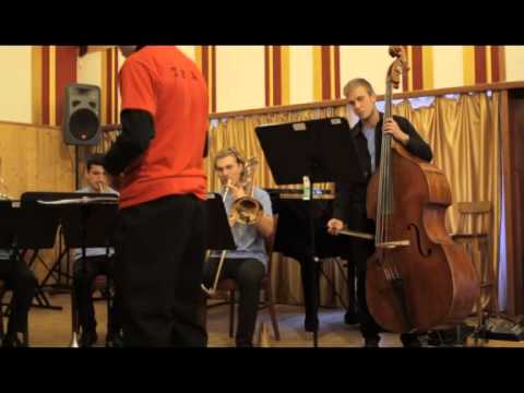 Edgard Varese: Octandre