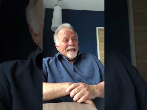 Denis DiBlasio - Story Time - Maynard planning a set