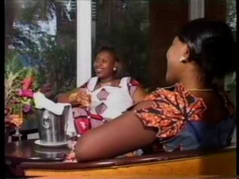 Les Premieres Dames - Gouvernance