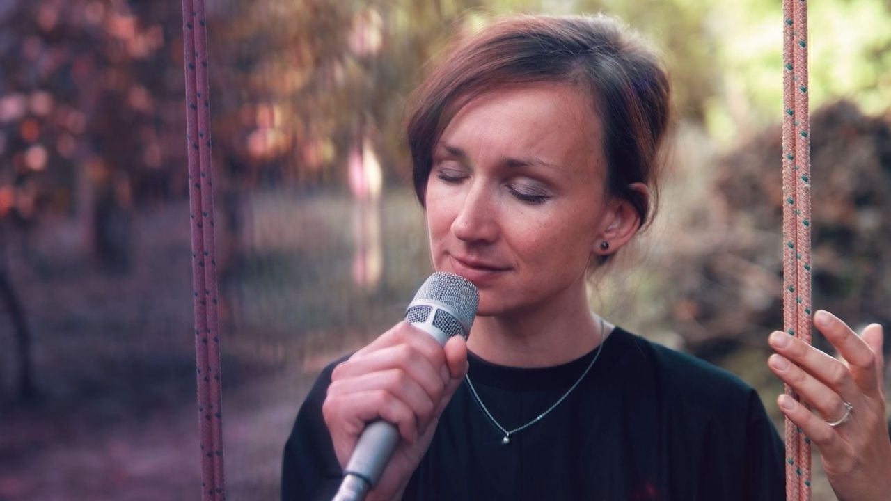 Marie Puttnerová – Krajinou (official video)