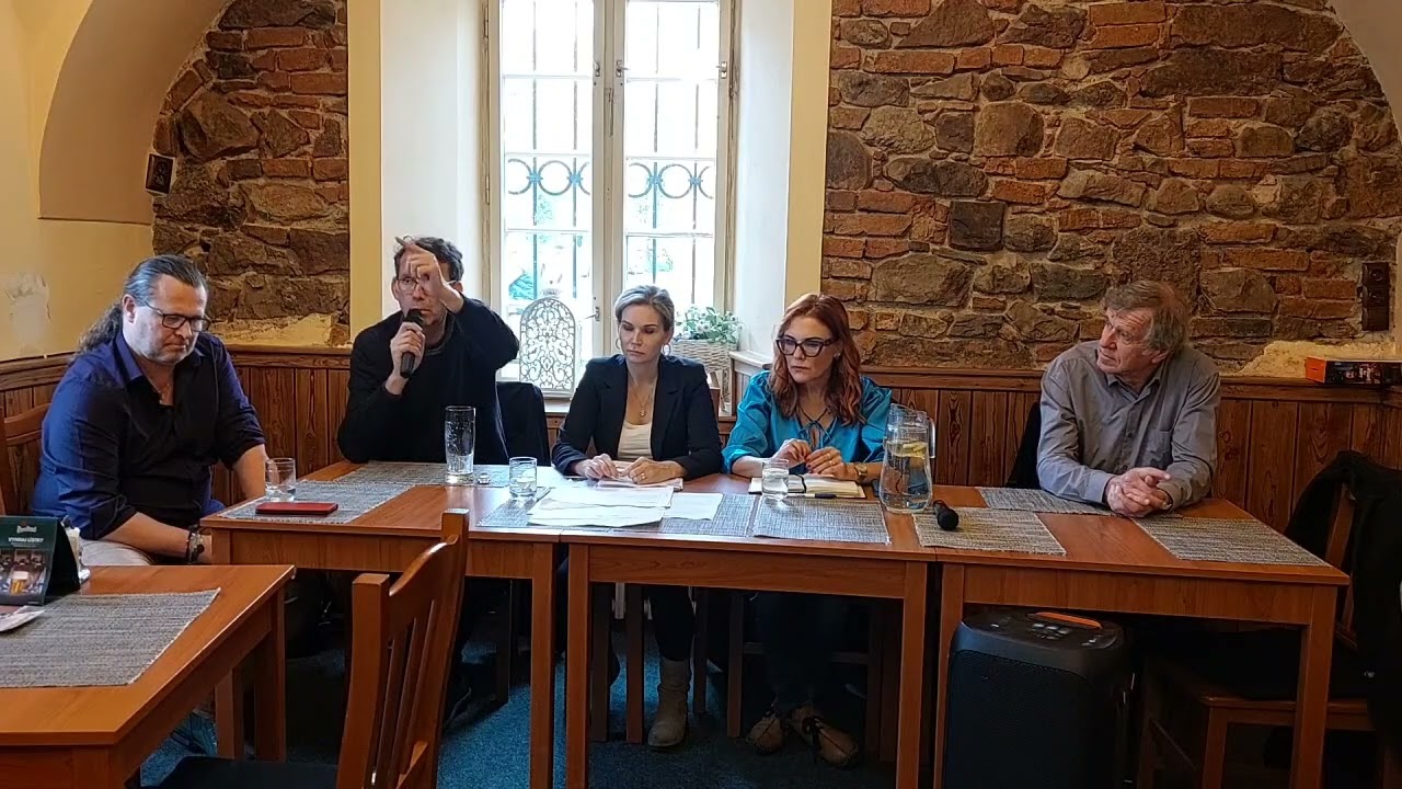 Debata na aktuální politická témata... Prof.Ing. Petr Drulák, Ph.D. - politolog. 1.část