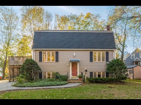 4 MacArthur Rd, Stoneham MA - James Gattuso - Tel 978-604-2491