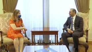 Rencontre du ministre des Affaires étrangères par intérim Armen Grigoryan avec la députée française du Parlement européen Natalie Loiseau