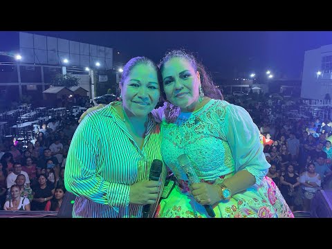 Reencuentro de amistad de Sonia Morales y Dina Paucar