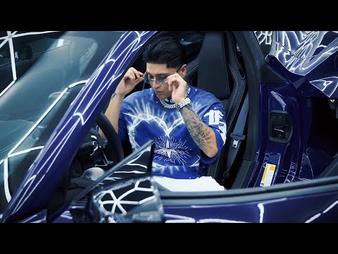 Bleyko Aguilar - Distintos (Video Oficial)