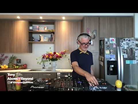 Tony McGuinness @ Deep Set 23 play Madraas - Meia Lua