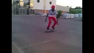 preview picture of video 'Kagiso Morokolo, Kick flip over'