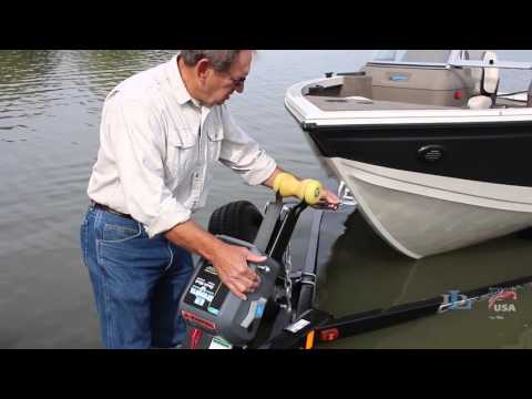 Dutton-Lainson StrongArm 12 Volt DC Powered Electric Winch with Remote  1500-Lb. Capacity Galvanized