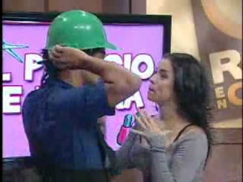 Risas en Combo     El Palacio de la Una 8 4 10     WAPA tv