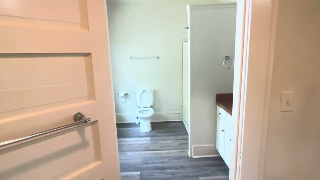 Video Tour Thumbnail