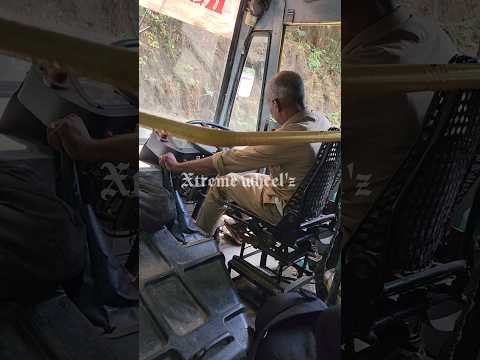 KSRTC bus Struggling in hairpin bend, senior Driver finding difficulty to change gear😓#shorts #ksrtc