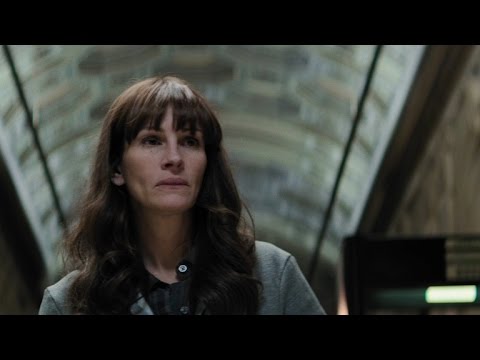 Julia Roberts, Nicole Kidman and Chiwetel Ejiofor Hunt Down a Killer in 'The Secret in Their Eyes'