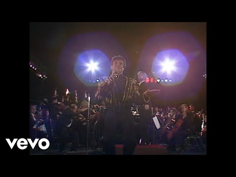 Juan Gabriel - Debo Hacerlo (Video)