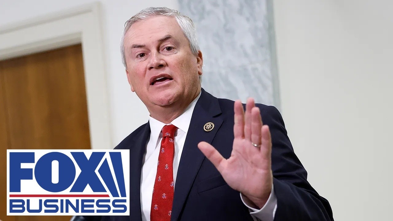 WATCH LIVE: Comer speaks outside Bill Clinton's deposition site in Chappaqua