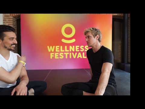 Interviu cu Josh Kramer Yoga (Wellness Festival) [engleza]