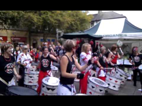 Batala Lancaster in action... sext ladies and drums? oh yes