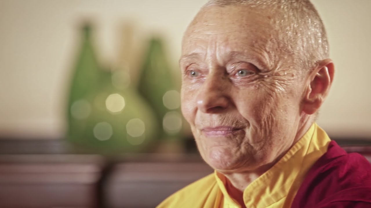 Amor romântico e amor genuíno | Jetsunma Tenzin Palmo on romantic love