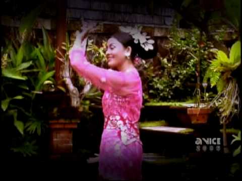 Sana Ajak Nia P ( ngencogin tembok